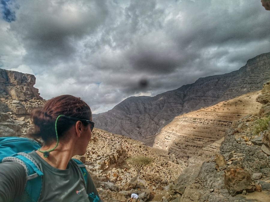 hiking in ras alkhaimah mountains views